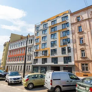One Bedroom Penthouse # 82 In The Brand New Building Close To The Center With Free Parking Praga