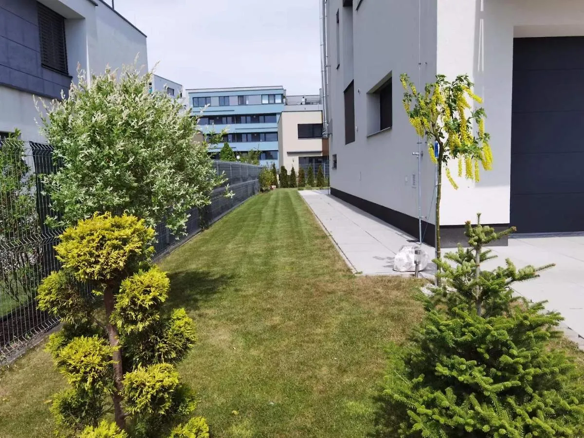 yipin house Villa Praag