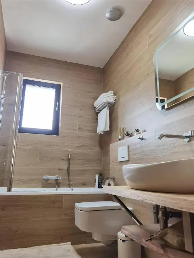 yipin house Villa Praag